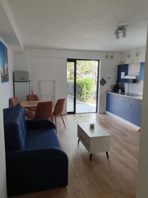 Studio Equipe Et Meuble St Cyprien Saint-Cyprien  Εξωτερικό φωτογραφία